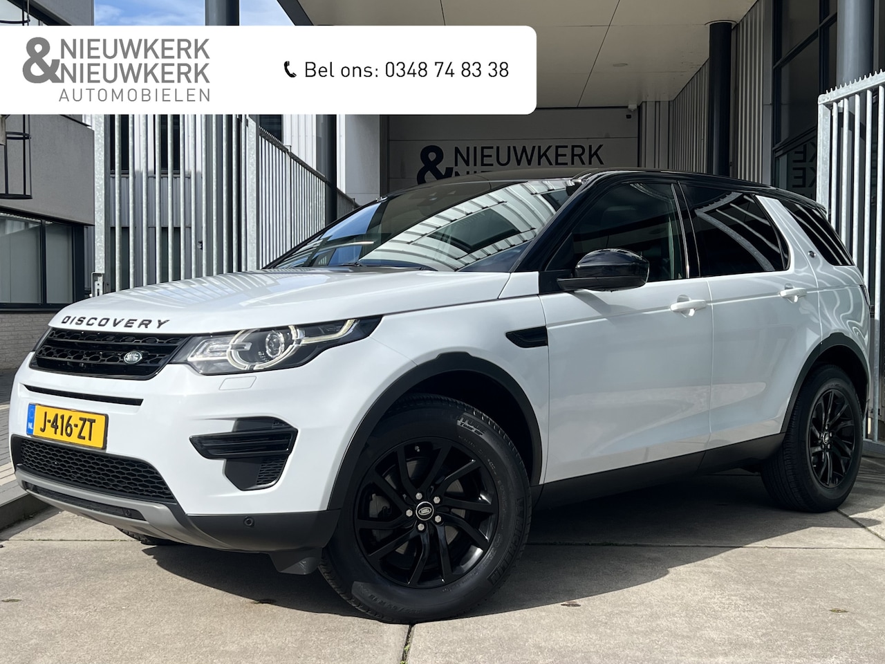 Land Rover Discovery Sport - 2.0 Si4 HSE Luxury | AUTOMAAT | PANORAMADAK | TREKHAAK | CAMERA | NAVI | LMV 18'' | CRUISE - AutoWereld.nl