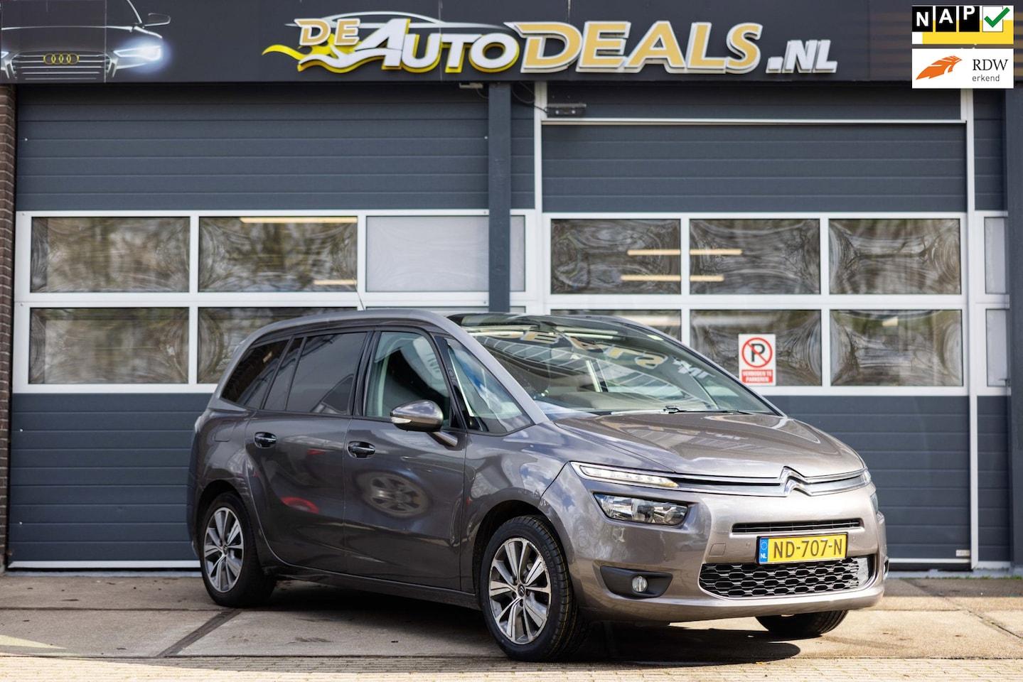 Citroën Grand C4 Picasso - 1.6 BlueHDi Shine 1STE EIGENAAR|7SITS|CAMERA - AutoWereld.nl