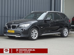 BMW X1 - sDrive18i Executive Automaat | Leder | Bluetooth