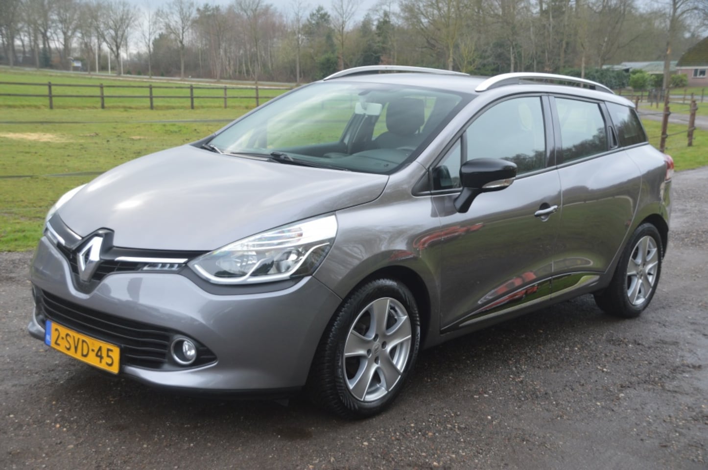 Renault Clio Estate - 0.9 TCe Expression Airco Cruise - AutoWereld.nl