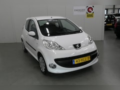 Peugeot 107 - 1.0 12V 68PK Automaat 3D XS