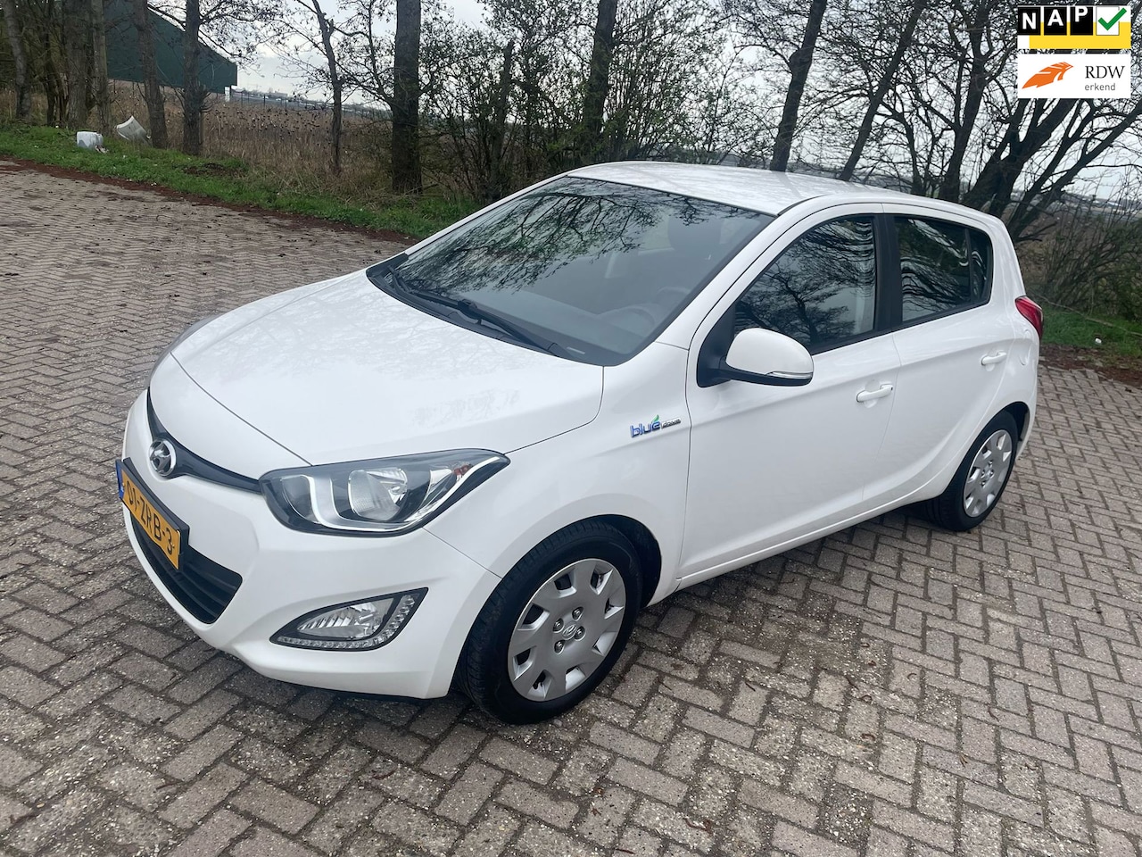 Hyundai i20 - 1.2i i-Motion|5DR|Airco - AutoWereld.nl