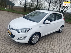 Hyundai i20 - 1.2i i-Motion|5DR|Airco
