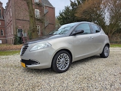 Lancia Y(psilon) - 0.9 TwinAir Platinum