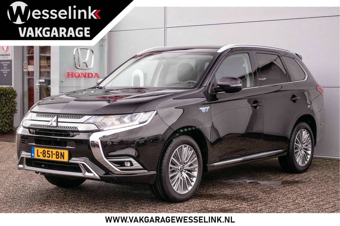 Mitsubishi Outlander - 2.4 PHEV Intense | Apple carplay/Android auto | Keyless | Led verlichting | Cam - AutoWereld.nl