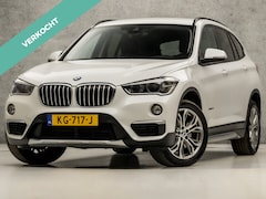 BMW X1 - sDrive20i High Executive 192Pk Automaat (GROOT NAVI, HEAD-UP DISPLAY, BRUIN LEDER, TREKHAA