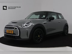 MINI Mini-Electric - Classic 33 kWh (SFEERVERLICHTING, CRUISE CONTROL, NAVIGATIE, PARKEERSENSOREN)