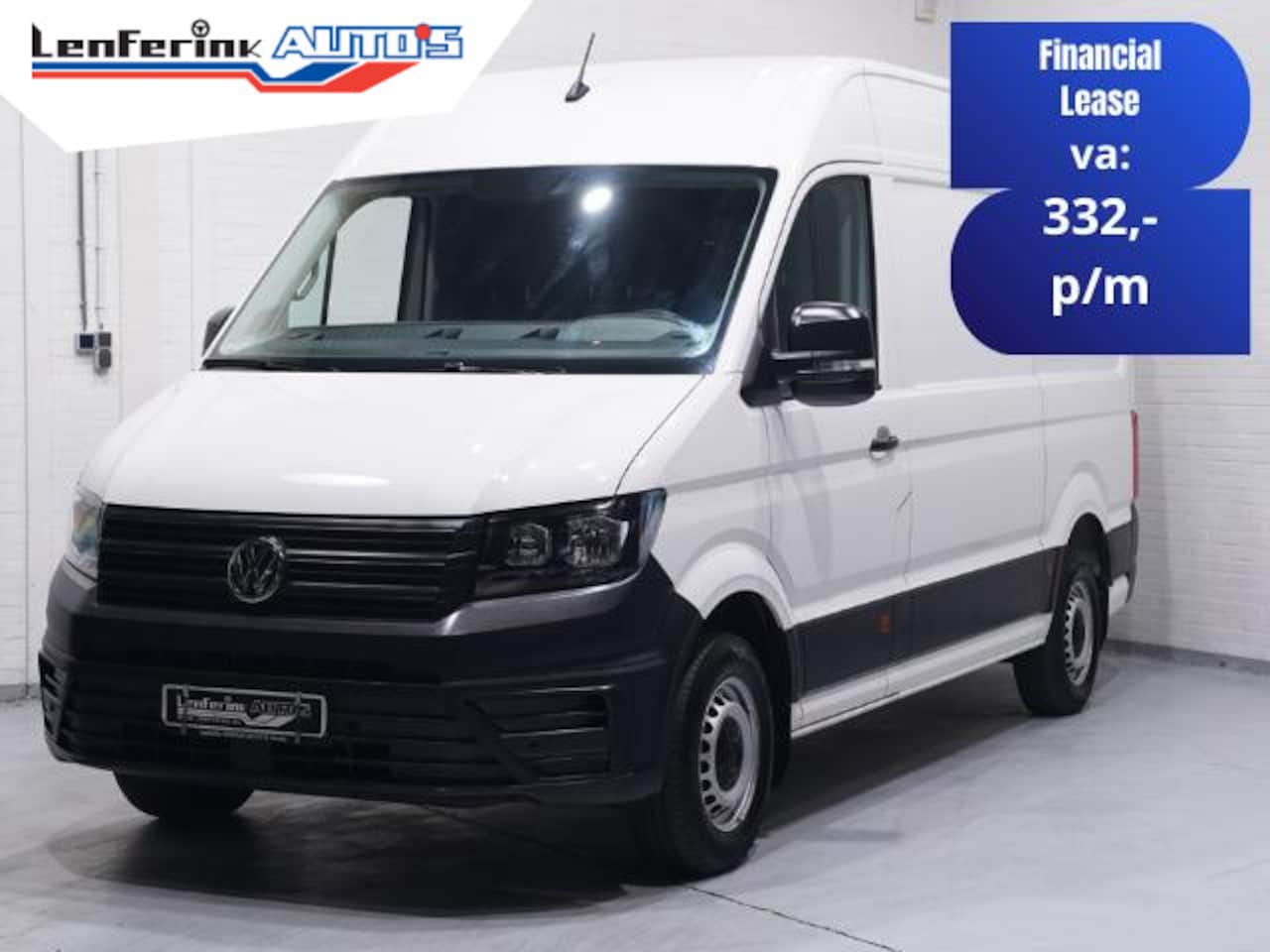 Volkswagen Crafter - 2.0 TDI 102 pk L3H3 Navi, Trekhaak 2.500 kg Airco, Laadruimte Pakket, PDC V+A, Apple Carpl - AutoWereld.nl