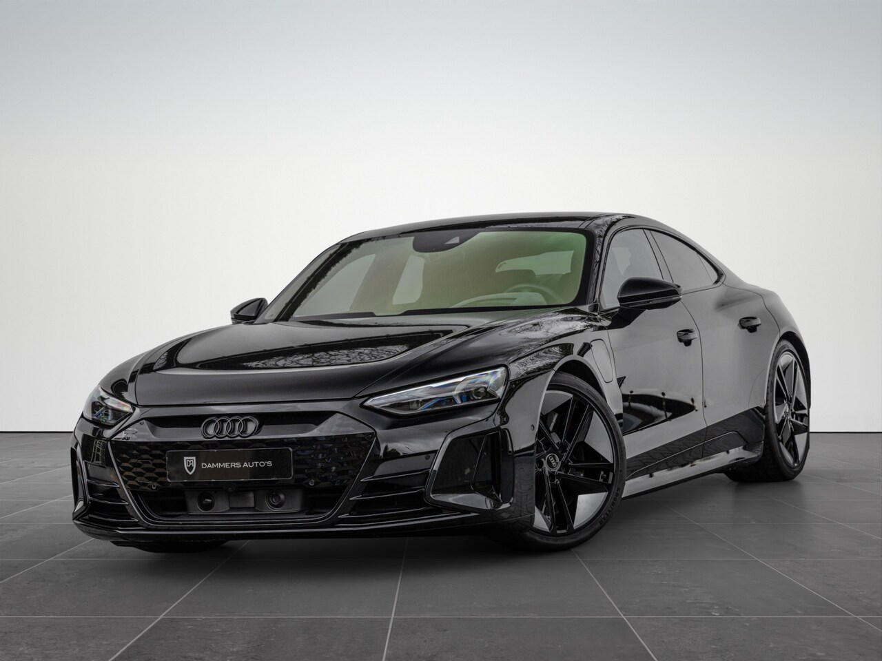 Audi e-tron GT - RS 600pk Quattro Keramisch Pano HuD 4-wielbesturing Designpakket RS - AutoWereld.nl