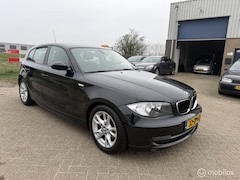 BMW 1-serie - 118i Business Line