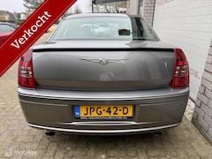 Chrysler 300C - 6.1 V8 HEMI SRT8, 58, 467km clean title 2e eig