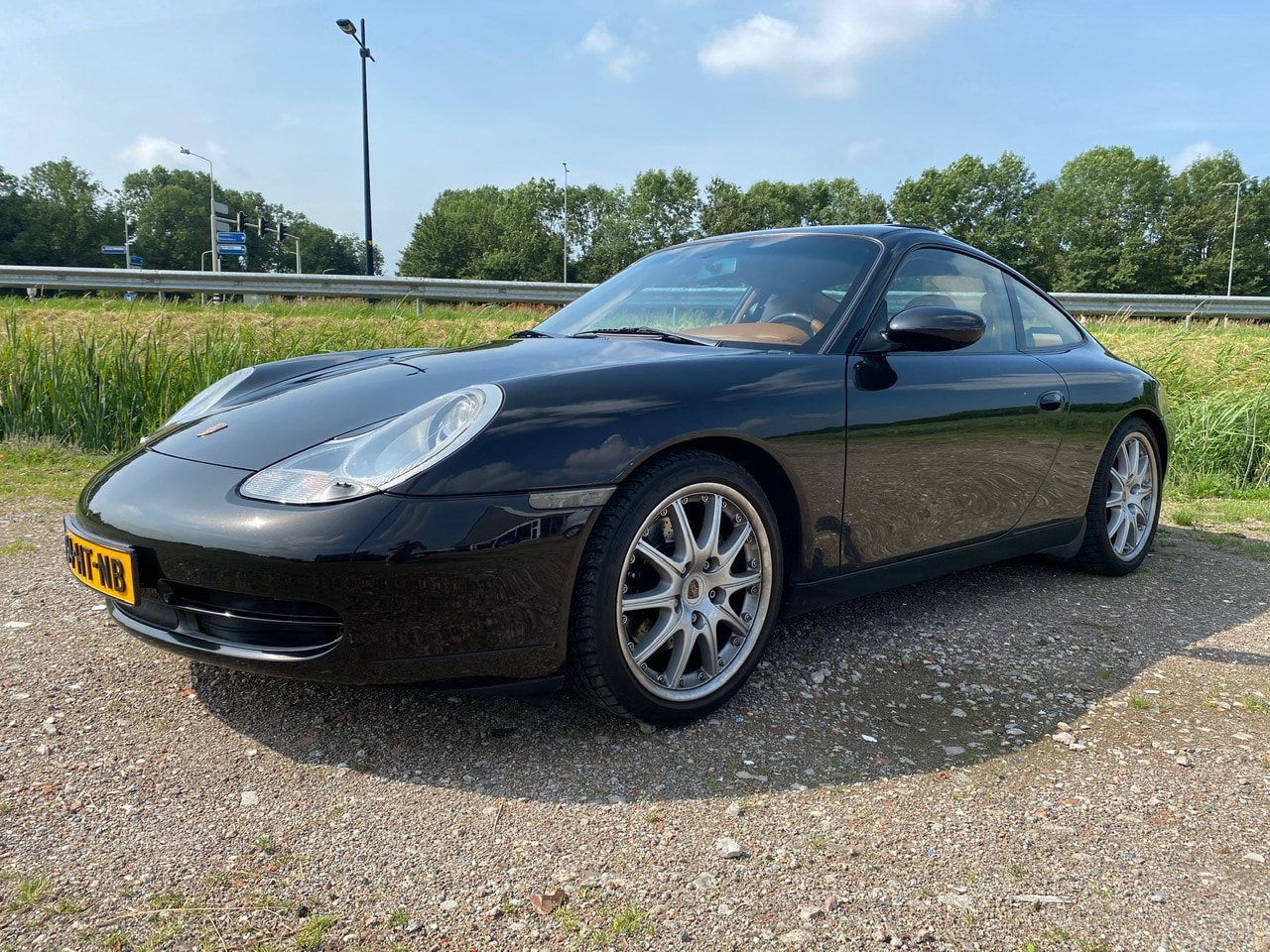 Porsche 911 - 3.4 Coupé Carrera 4 Millennium Edition - AutoWereld.nl