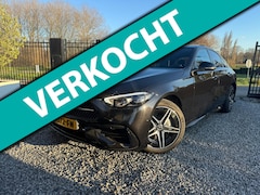 Mercedes-Benz C-klasse - 300 e AMG Line / Panorama Dak / NL / NAP / Dealer onderhouden / Camera
