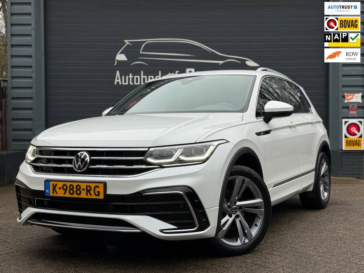 Volkswagen Tiguan - 1.5 TSI R-Line Business+ | IQ.Light | ACC - AutoWereld.nl