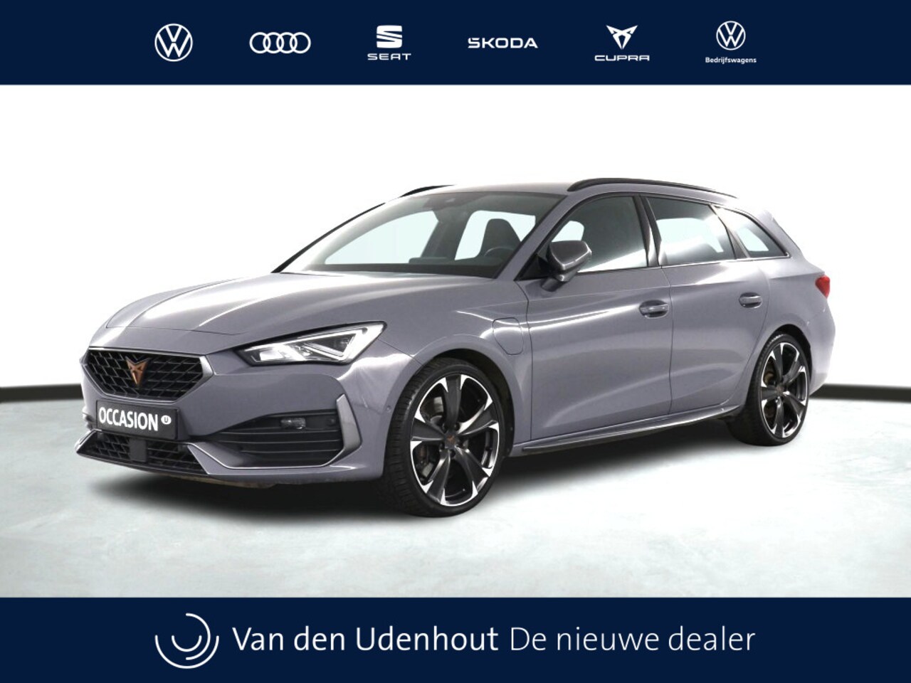 CUPRA Leon Sportstourer - 1.4 TSI eHybrid 245pk PHEV VZ Performance / S-Stuur / Safe & Driving XL / Camera - AutoWereld.nl