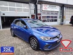 Volkswagen Polo - 1.0 TSI Life 2022 49.000KM Camera LED Navi