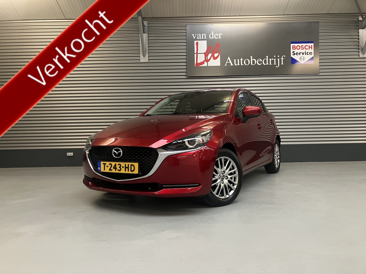 Mazda 2 - 1.5 MHEV LUXERY/PDC/CAM/DODE HOEK/NAVI/XENON/CARPLAY/ENZ - AutoWereld.nl