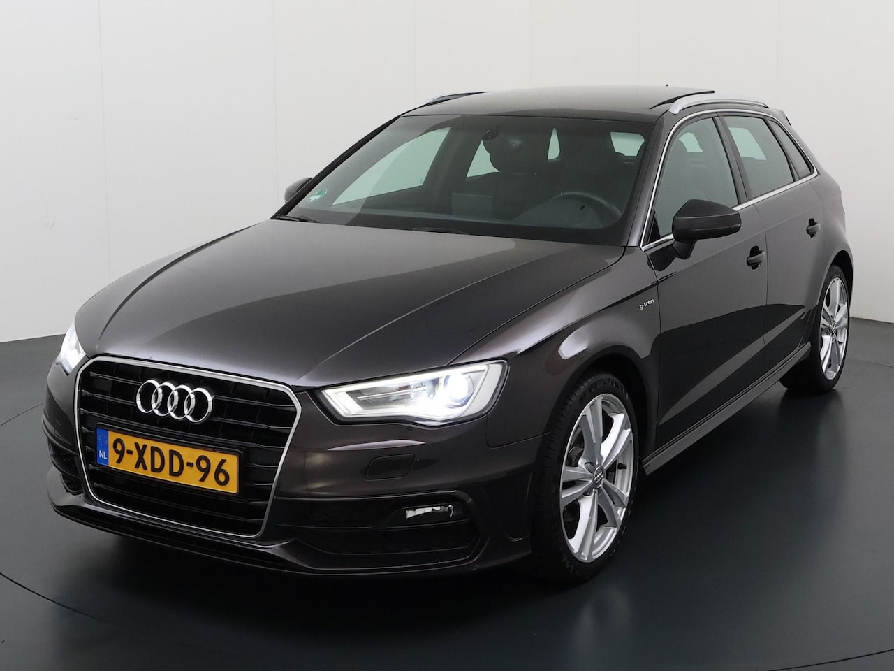 Audi A3 Sportback - 1.4 TFSI G-Tron S-Line - AutoWereld.nl