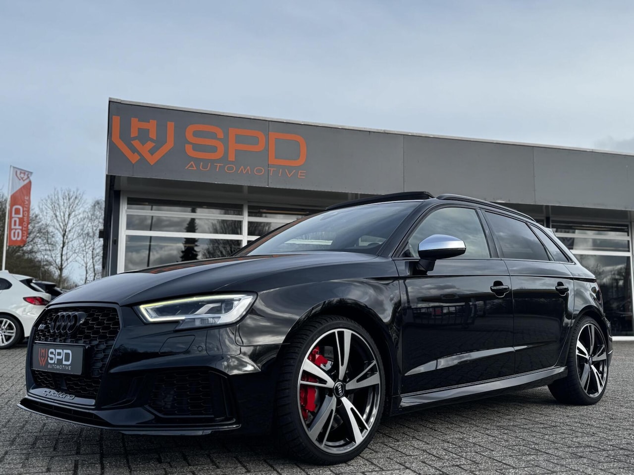 Audi RS3 - 2.5 TFSI RS3 quattro|B&O|Pano|ACC|RS-Seat|Virtual - AutoWereld.nl