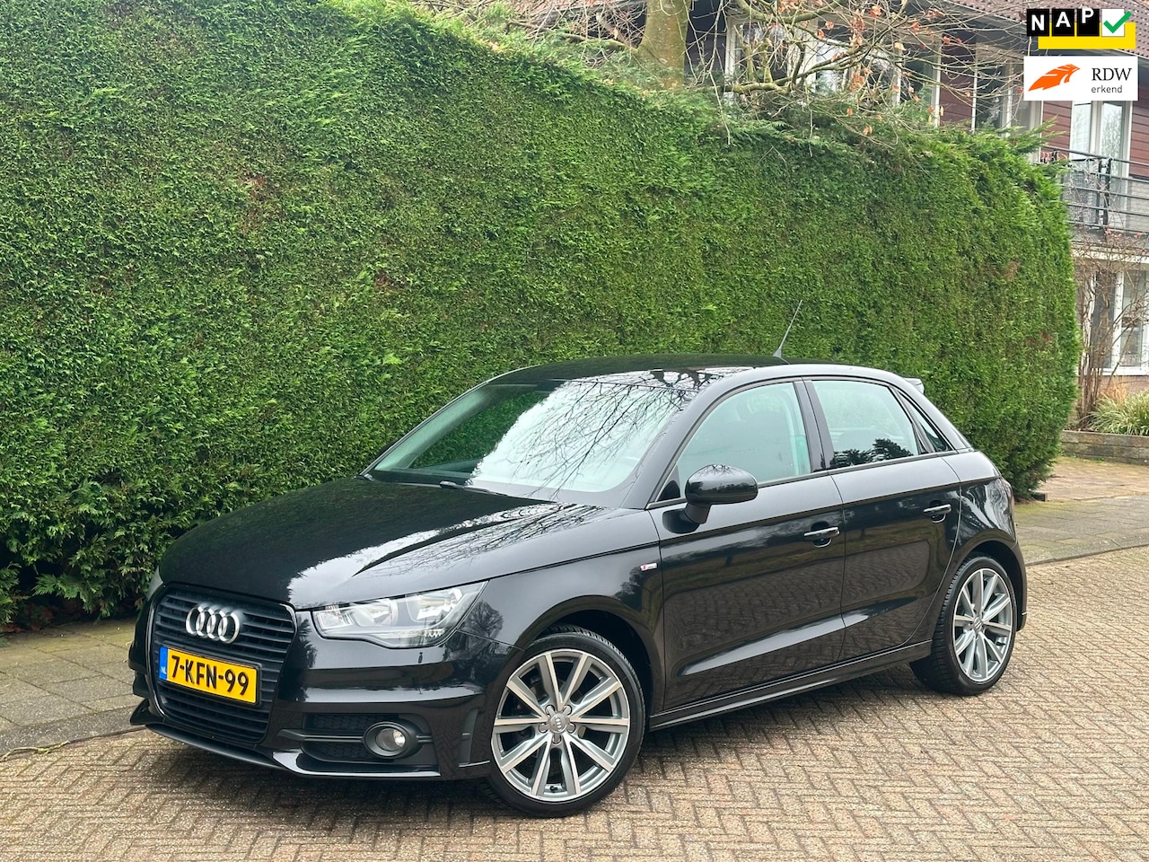Audi A1 Sportback - 1.2 TFSI Admired RIJDGOED/APK 6-26/NAVI - AutoWereld.nl