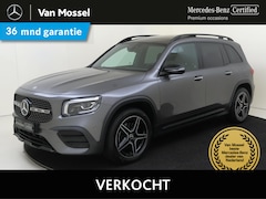 Mercedes-Benz GLB - 180 Business Solution AMG / Panoramadak/ Night/ 19 inch/ Trekhaak/ Sfeerverlichting