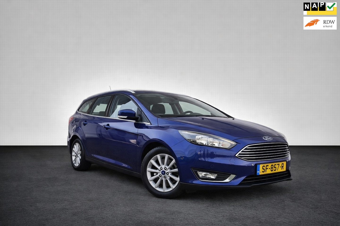 Ford Focus Wagon - 1.5 Titanium 1.5 Titanium - AutoWereld.nl