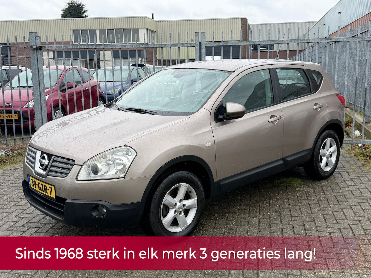Nissan Qashqai - 2.0 Acenta 140PK NL AUTO NAP! NAVI l Camera l Trekhaak l Cruise l MTF-stuur l NIEUWE APK! - AutoWereld.nl