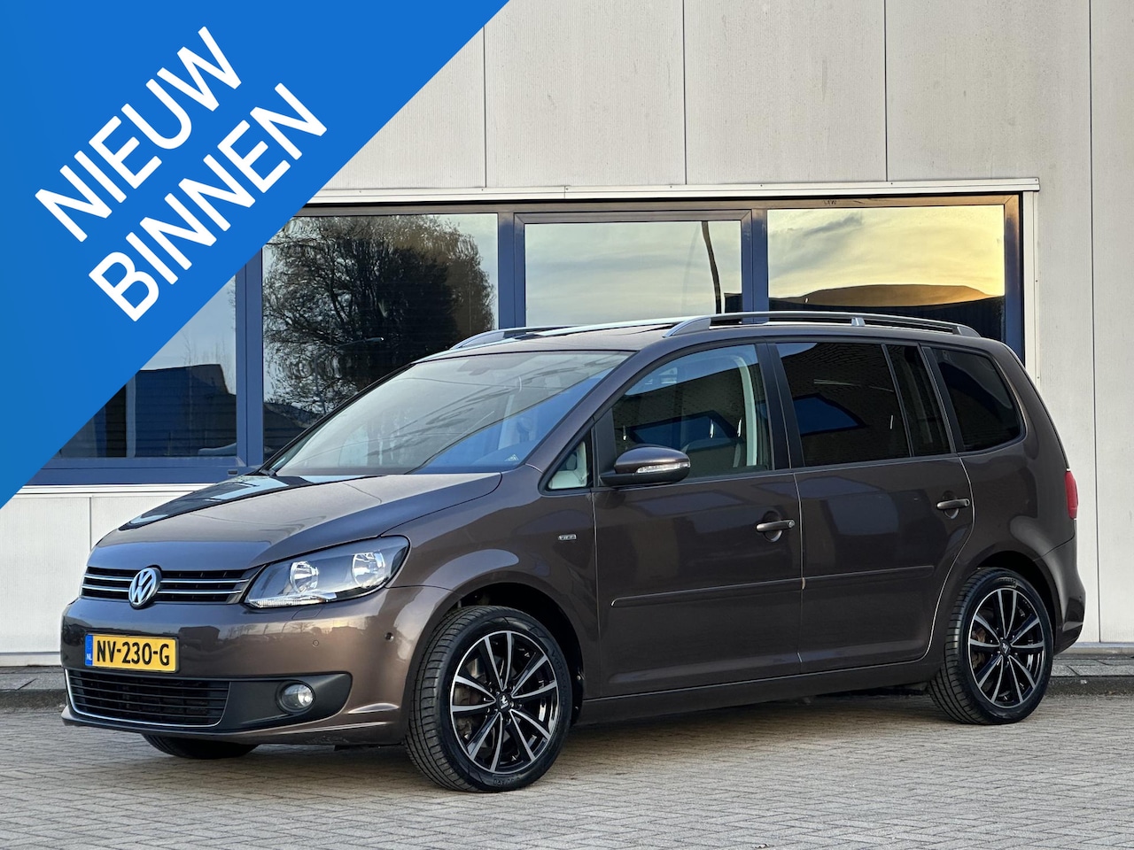 Volkswagen Touran - 1.4 TSI Highline l 70.976 KM l Panoramadak l DSG l - AutoWereld.nl