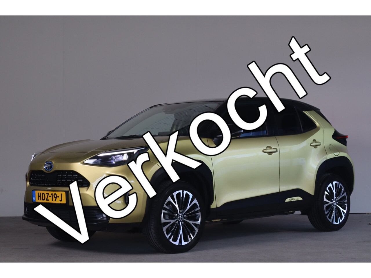 Toyota Yaris Cross - 1.5 Hybrid Executive Camera i Apple Car-Play I Adap.cruise - AutoWereld.nl
