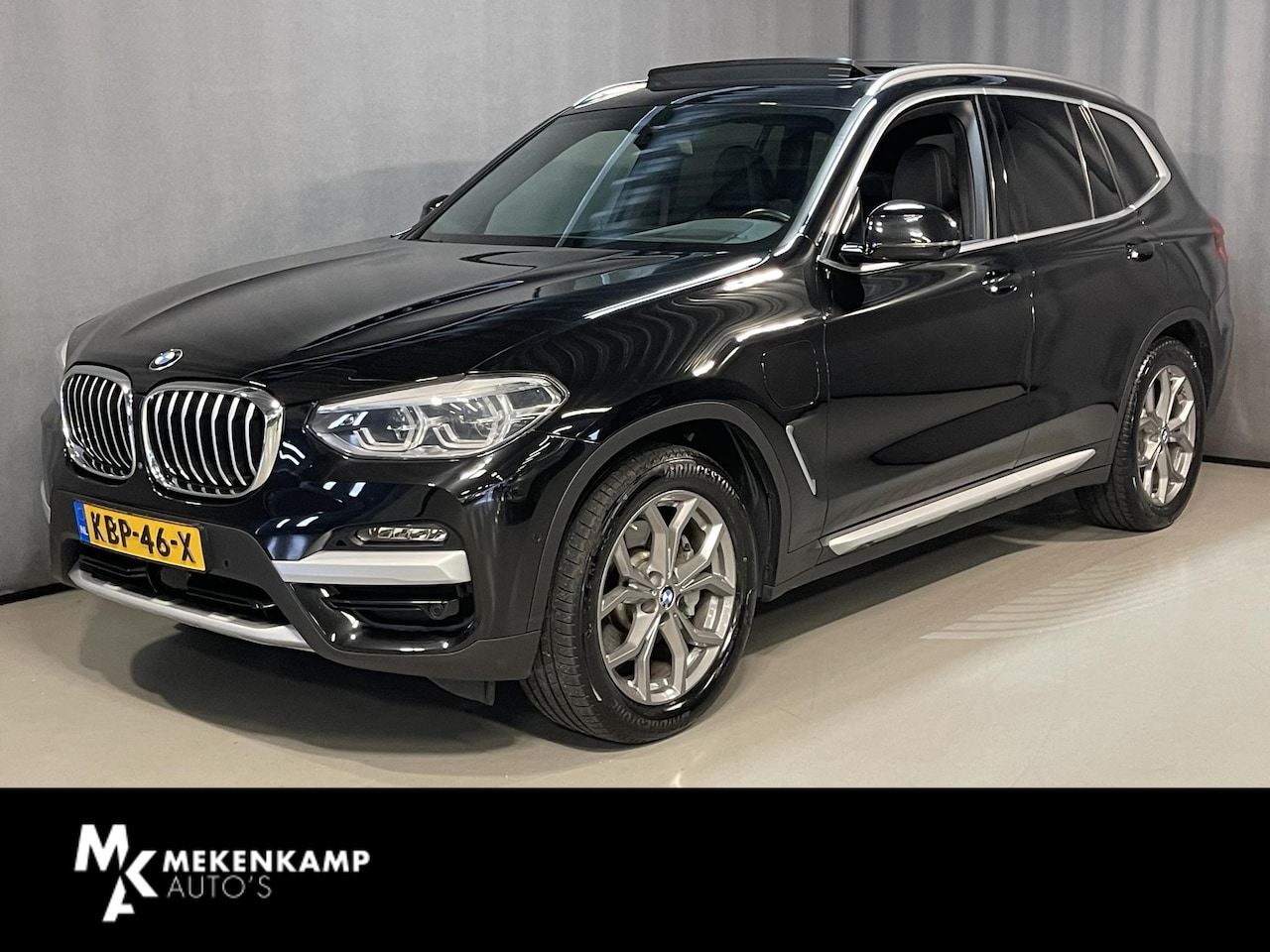 BMW X3 - xDrive30e High Executive 19"/Leder + memory/Trekhaak/Dodehoek/Adaptieve cruise/360 Camera/ - AutoWereld.nl