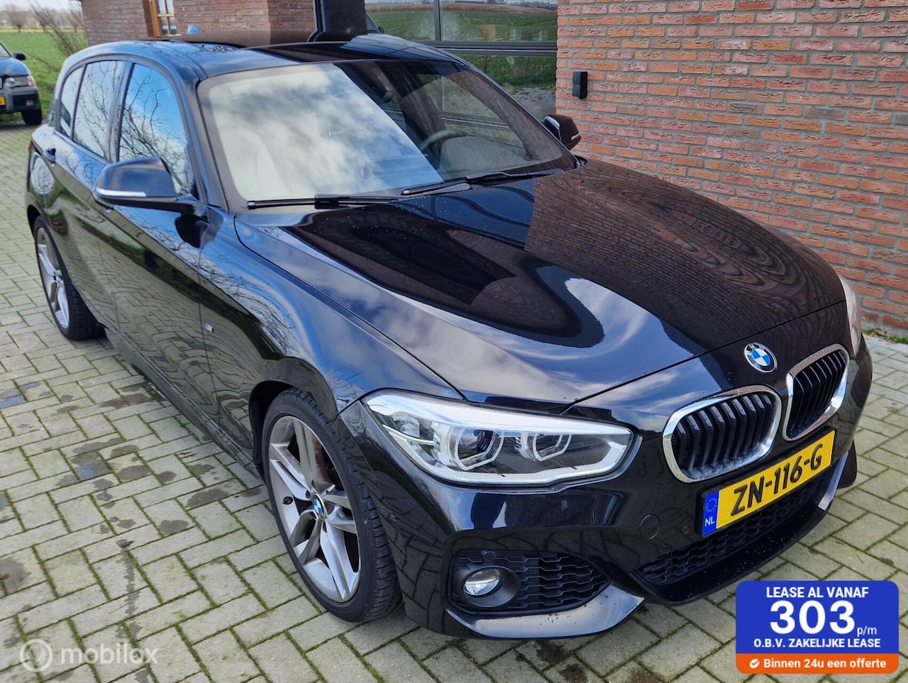 BMW 1-serie - 118i automaat M Sport Edition Schuifdak Leer - AutoWereld.nl