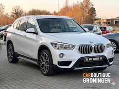 BMW X1 - sDrive20i Sport | AUTOMAAT | ORI NL | HUD | TREKHAAK