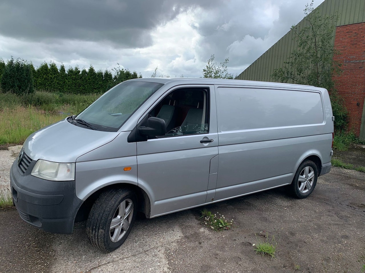 Volkswagen Transporter - 2.5 TDI 340 Trendline * AIRCO * APK NIEUW * - AutoWereld.nl