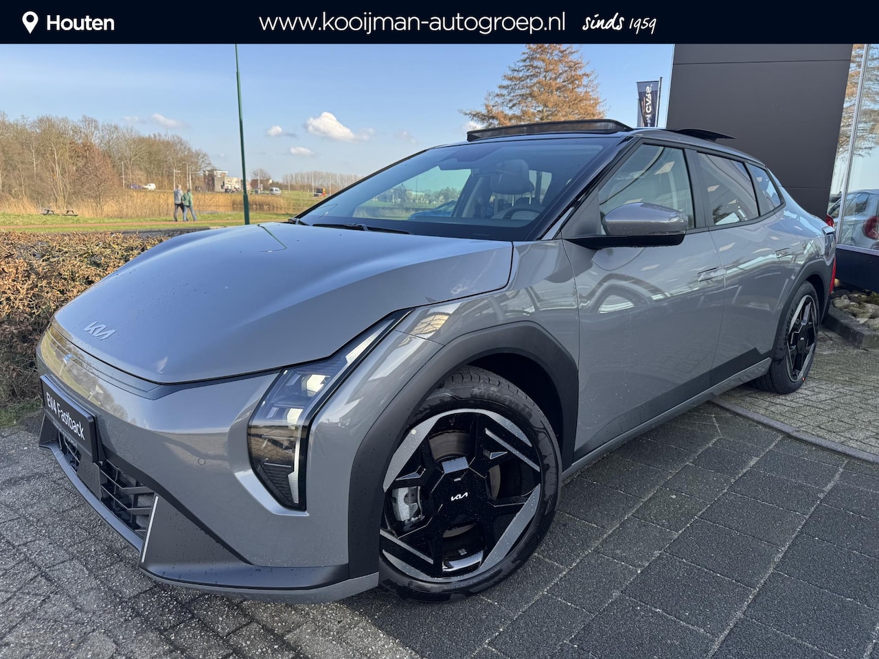 Kia EV4 Fastback - Plus Advanced 81.4 kWh Plus Advanced 81.4 kWh , Direct Leverbaar!, Inclusief 3000 euro Inruilpremie!, Complete Ui - AutoWereld.nl