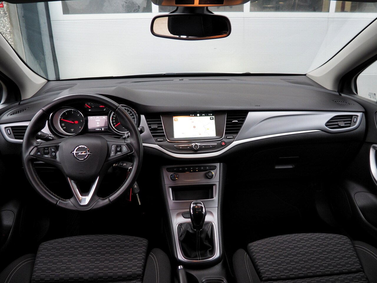 Opel Astra - 1.6 CDTI 110pk 120 Jaar Edition AIRCO CRUISE NAVI