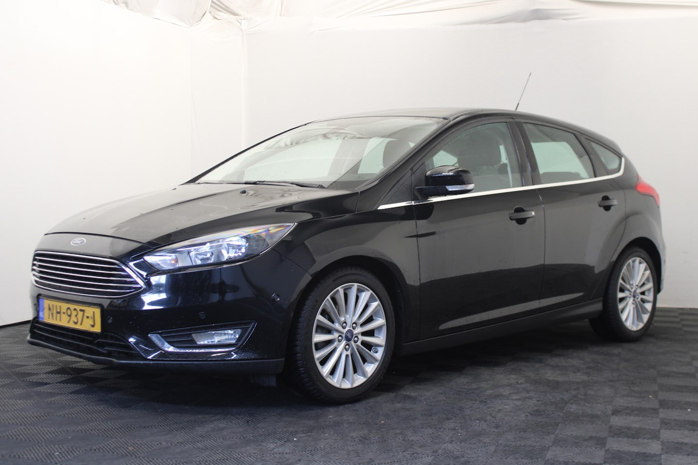 Ford Focus - 1.0 Titanium 1.0 Titanium - AutoWereld.nl