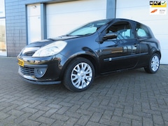 Renault Clio - 1.4-16V Dynamique S