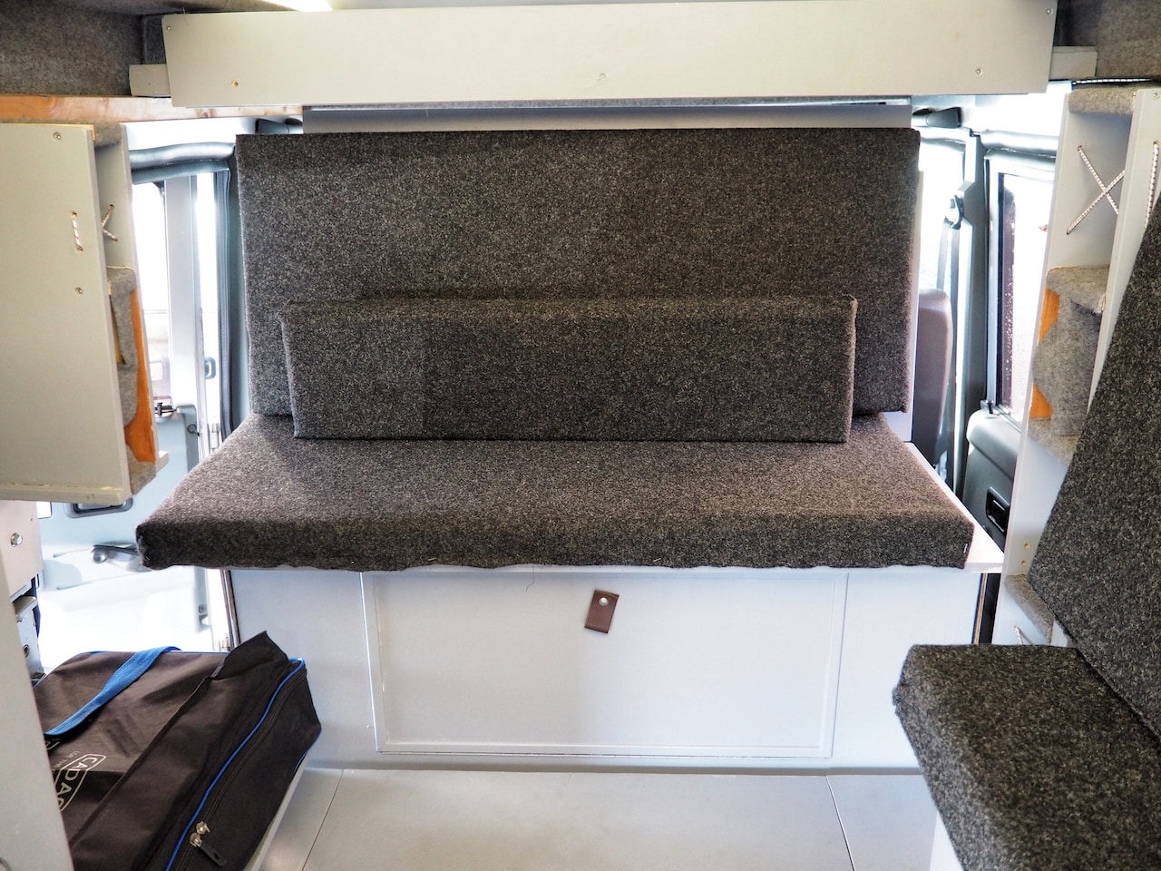 Iveco Massif - 3.0 HPI 4X4 CAMPER Landrover Defender look a like