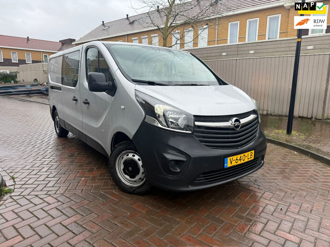 Opel Vivaro - 1.6 CDTI L2H1 DC Edition Euro 6 - AutoWereld.nl