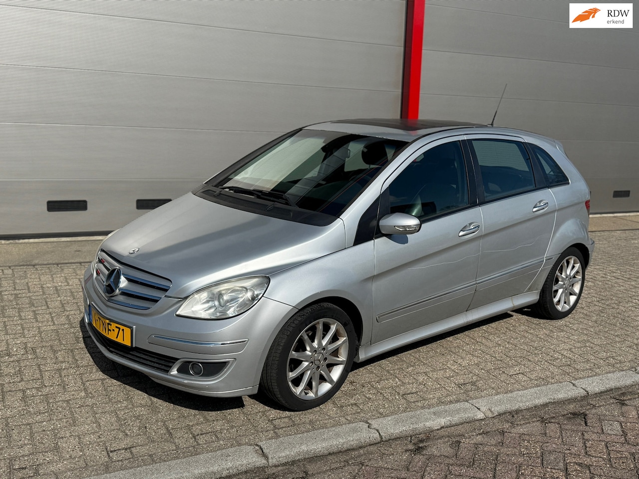 Mercedes-Benz B-klasse - 170 | Automaat | achter camera | stoelverwarming - AutoWereld.nl