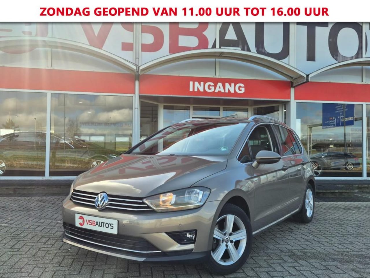 Volkswagen Golf Sportsvan - 1.2 TSI HIGHLINE 110PK NAVIGATIE TREKHAAK AIRCO LMV PDC - AutoWereld.nl