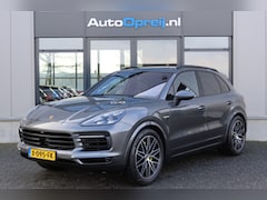 Porsche Cayenne - 3.0 E-Hybrid Platinum Edition Chrono, Pano dak, Trekhaak, Luchtvering, Bose