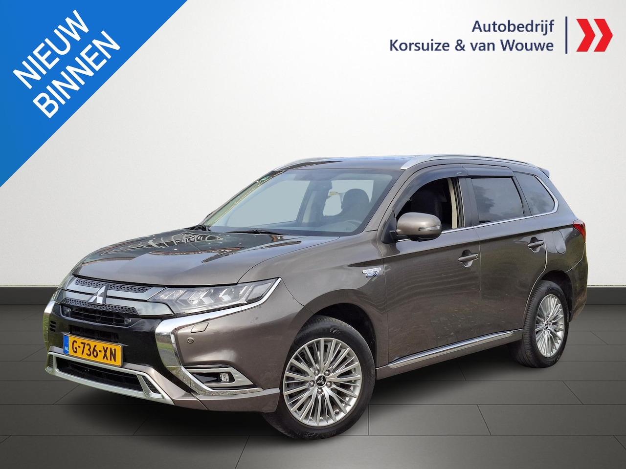 Mitsubishi Outlander - 2.4 PHEV Intense+ Trekhaak | Carplay & Android auto - AutoWereld.nl