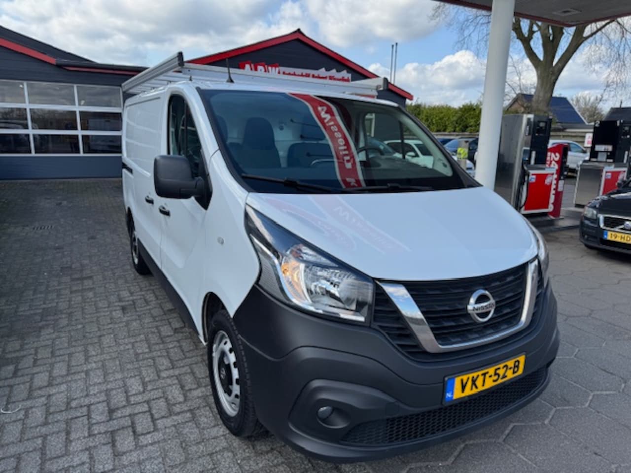 Nissan nv300 - GB 2.0 dCi 120pk L1H1 2700 Acenta - AutoWereld.nl
