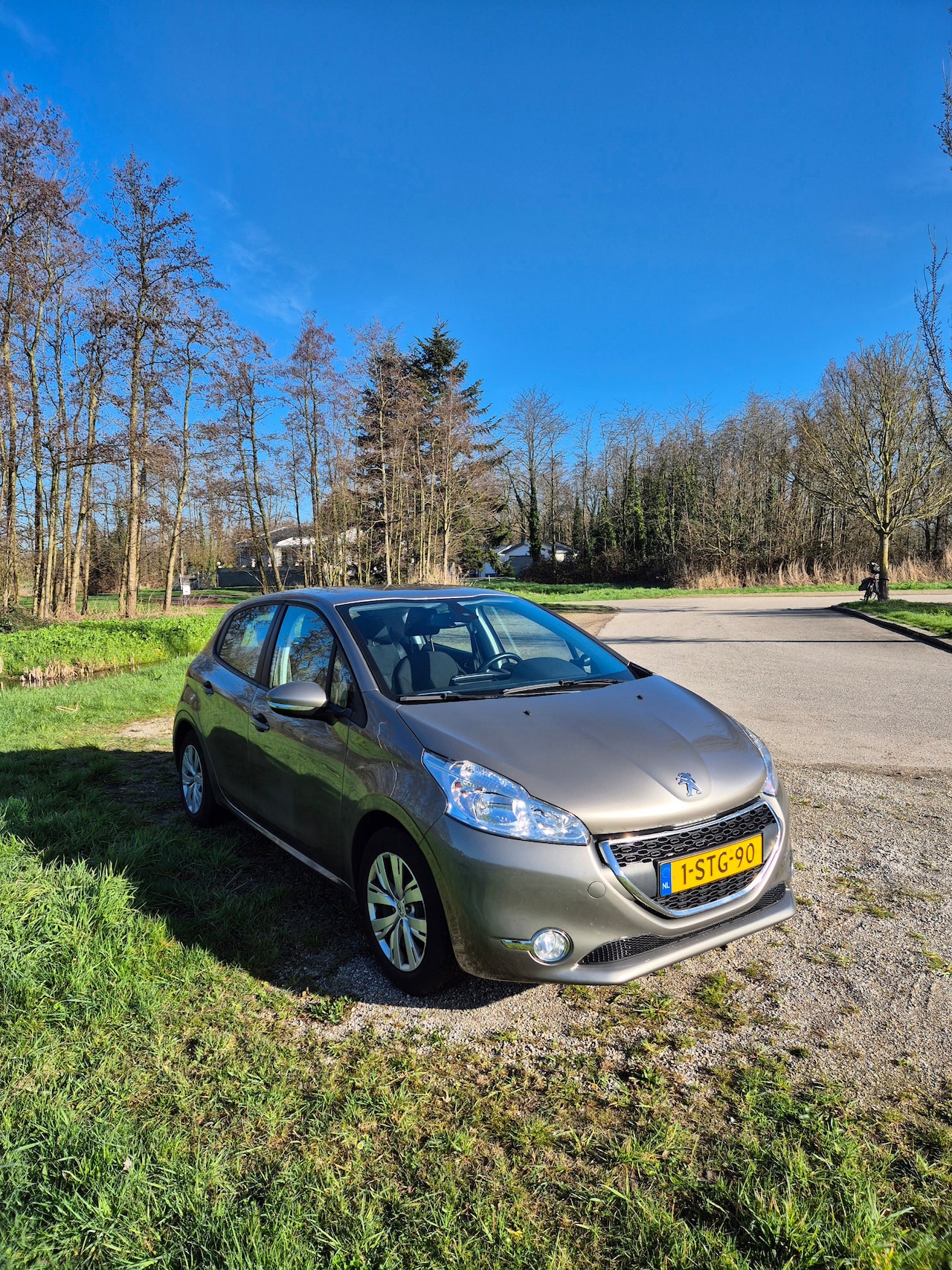 Peugeot 208 - 1.2 Vti Active Airco + Navigatie - AutoWereld.nl