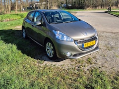 Peugeot 208 - 1.2 Vti Active Airco + Navigatie