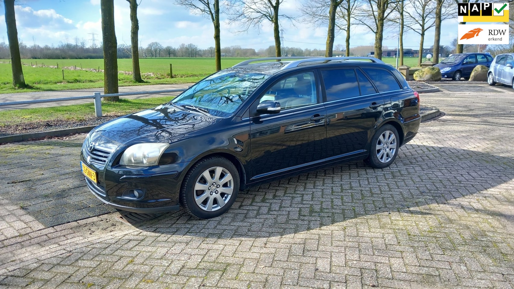 Toyota Avensis Wagon - 1.8 VVTi Luna Business 1.8 VVTi Luna Business - AutoWereld.nl