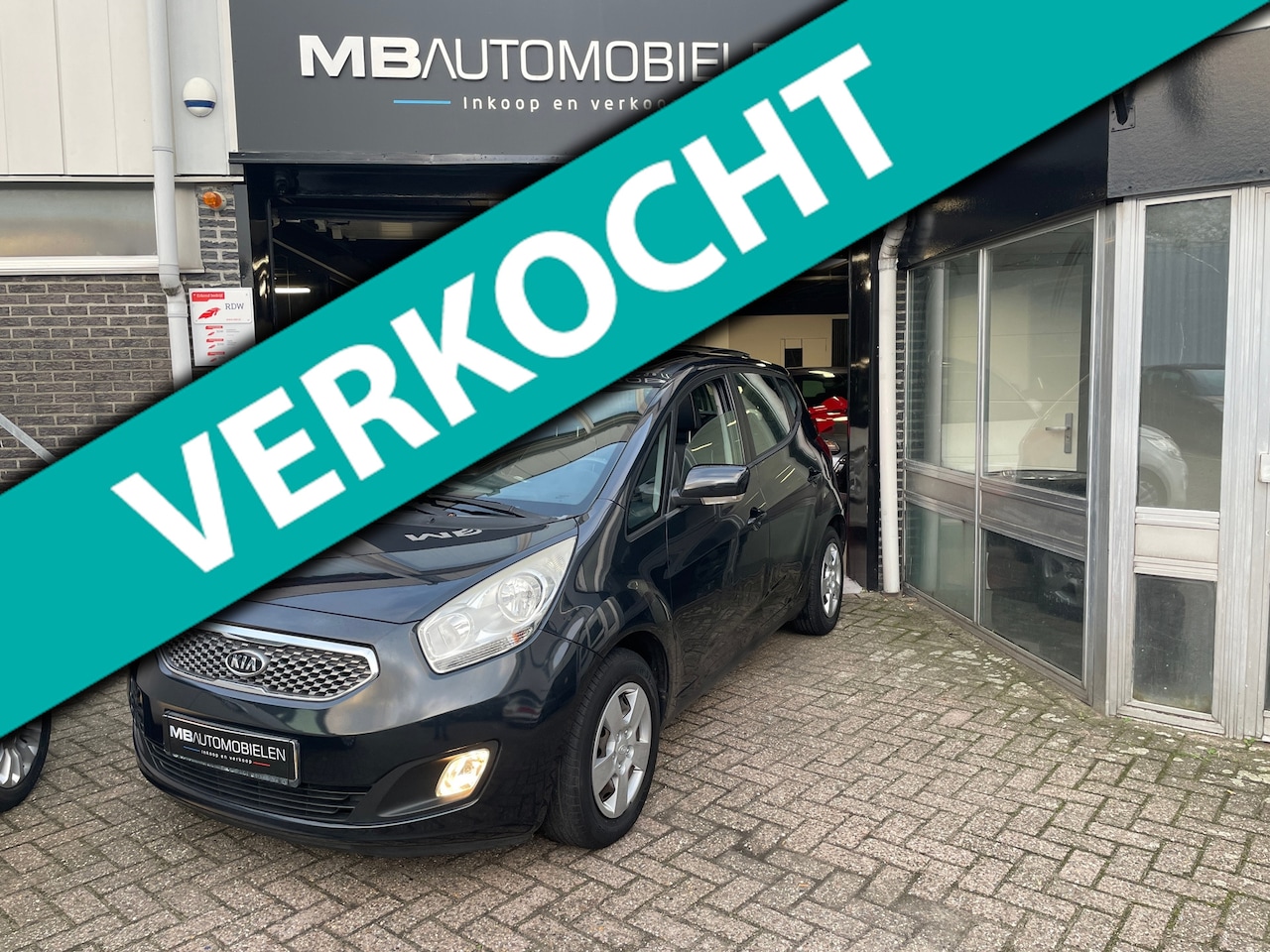 Kia Venga - 1.4 CVVT X-ecutive-Panoramadak/APK/Airco/Lichte schade!! - AutoWereld.nl