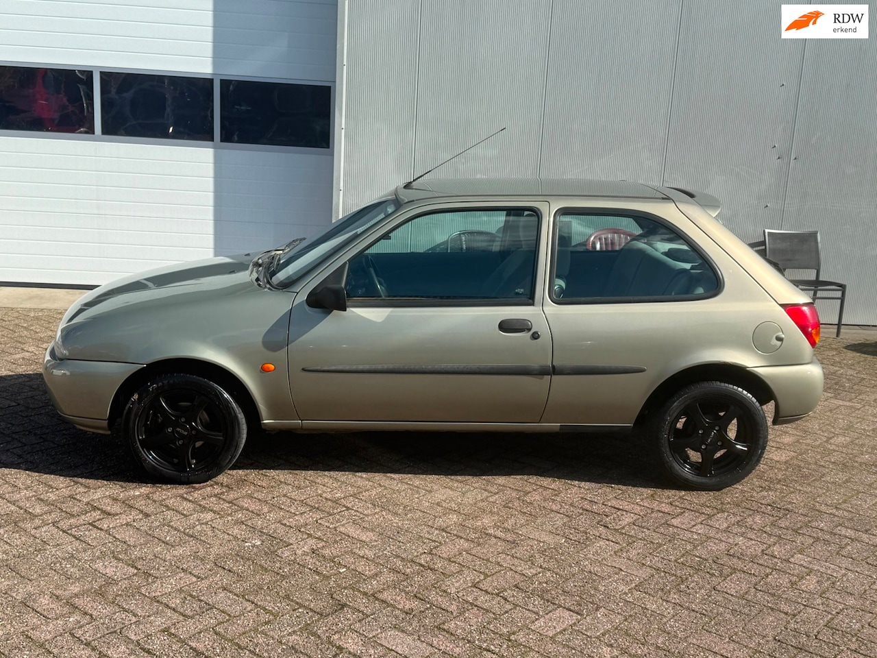 Ford Fiesta - 1.3-8V Ambiente 1.3-8V Ambiente - AutoWereld.nl