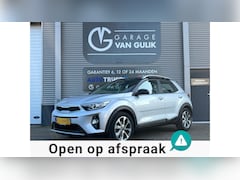 Kia Stonic - 1.0 T-GDi 101PK DynamicLine TwoTone, Trekhaak, Navi, Airco, Cruise, ElektrRamen+Spiegels,